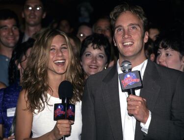 Jay Mohr empezó un rodaje con ilusión que terminó el primer día. Jennifer Aniston, protagonista de la cinta, que al inicio del rodaje ya tenía cierta fama por su papel de Rachel en la serie 'Friends', se mostró disgustada porque esperaba que el papel recayese en su pareja de entonces, el también actor Tate Donovan. Mohr contó en declaraciones que era muy difícil estar en el set de una película donde la protagonista no estaba contenta con su presencia y se encargó de dejárselo claro desde el primer día.