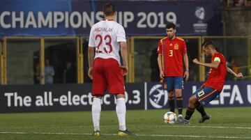 Ceballos marcó, de falta, el 4-0.
 