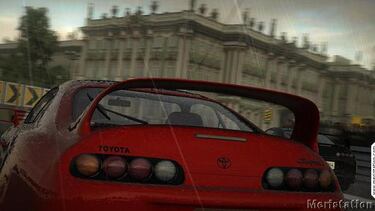 Así luce la lluvia londinense en Project Gotham Racing 4