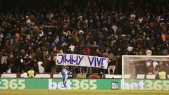 La grada de Riazor homenajea a Jimmy.