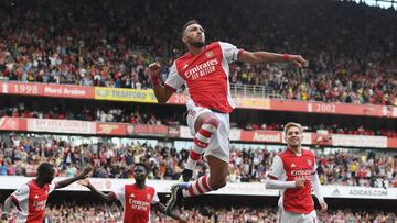 LONDON, ENGLAND - SEPTEMBER 11: Pierre-Emerick Aubameyang celebrates scoring for Arsenal during the Premier League match between Arsenal and Norwich City at Emirates Stadium on September 11, 2021 in London, England. (Photo by Stuart MacFarlane/Arsenal F