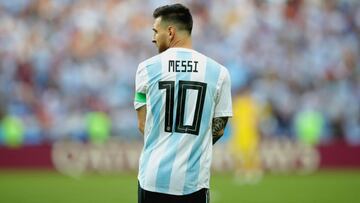 Maradona's advice for Messi on Argentina: "Retire"