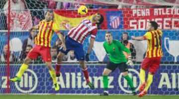 Jornada 19. ATLÉTICO DE MADRID-BARCELONA
Diego Costa y Mascherano.
