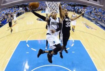 Monta Ellis fue el mejor de los Mavericks aunque falló la bandeja que pudo forzar la prórroga.