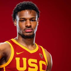 LeBron James confirma que Bronny, su hijo, intentará seguir jugando