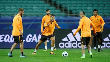 El Roma se entren&oacute; en el Ol&iacute;mpico de Bak&uacute;. Hoy se mide al Qarabag