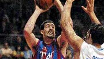 <B>IMPARABLES</b>. Notable partido de Luis Scola y sus compañeros.