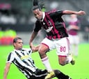 Berlusconi: "Es imperativo que Ronaldinho pise área"