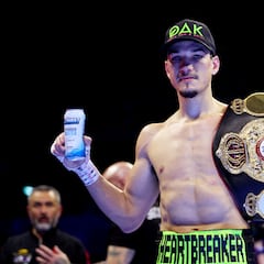 Manny Robles narró la agresión que sufrió con Brandon Figueroa en Gran Bretaña