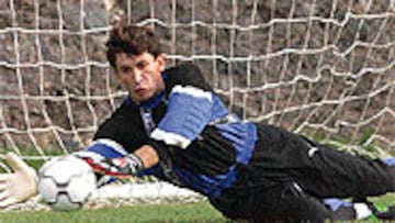 <b>UN VETERANO</B>. El portero Cicovic se encuentra sin ficha en Las Palmas.