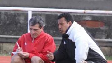 <b>MAGIA. </b>Pepe Murcia, junto a 'la magia' Zegarra, ha buscado la fórmula para vencer tras diez derrotas.