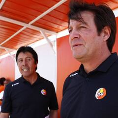 Rubén Vallejos asumió y cree en la salvación de Cobresal