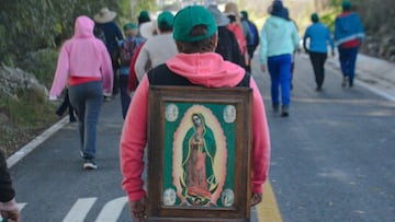 Accidente en la México-Puebla deja dos peregrinos muertos