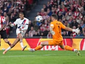 Unai Simón lidera el equipo de la jornada en Champions