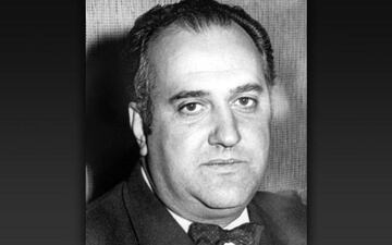 Accedi¨® a la presidencia interina del Club aquel 18 de diciembre de 1977, y ocup¨® el cargo hasta el 1 de julio de 1978, d¨ªa en el que Josep Llu¨ªs N¨²?ez tom¨® las riendas de la entidad
