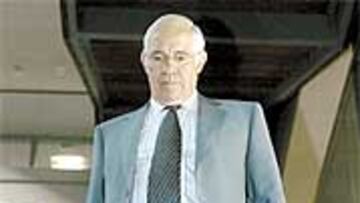 <b>RAÚL</b>. "Está pendiente de ayudar a los demás y ha de pensar en sí mismo"