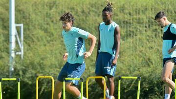 02/10/25 ENTRENAMIENTO ATHLETIC DE BILBAO
IBON SANCHEZ NICO WILLIAMS NICO SERRANO