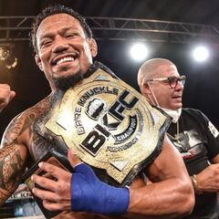 Luis Palomino con la mira en el doble campeonato de BKFC