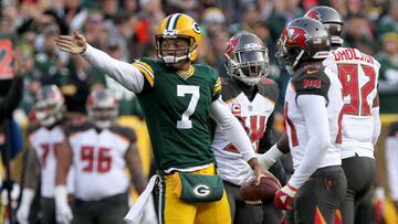 GREEN BAY, WI - DECEMBER 03: Brett Hundley #7 of the Green Bay Packers reacts after running for a first down in overtime against the Tampa Bay Buccaneers at Lambeau Field on December 3, 2017 in Green Bay, Wisconsin.   Dylan Buell/Getty Images/AFP
 == FOR NEWSPAPERS, INTERNET, TELCOS &amp; TELEVISION USE ONLY ==