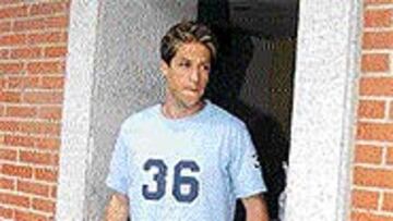 <B>HECHO</B>. Idan Tal pasó reconocimiento médico en la clínica Deyre.