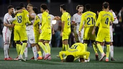 Arnau Tenas resuelve el ‘escape room’ de Lebrija