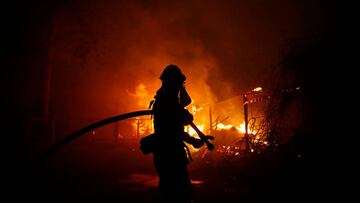 Incendio en California: varias celebrities huyen de sus mansiones