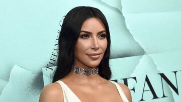 Kim Kardashian posando en el photocall de un evento de Tiffany &amp; Co. el 9 de octubre de 2018.