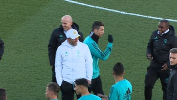 Cristiano se hartó de la parsimonia de Zidane e hizo esto...