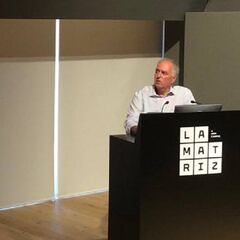 Feijoo se presenta a la reelección con un acuerdo audiovisual