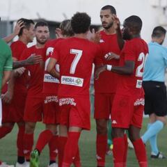 Javi Lara, de penalti, da la victoria al Córdoba ante el Sanluqueño de Dani Güiza