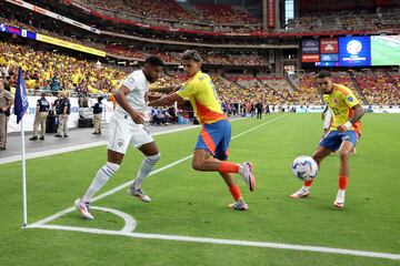 La Selección Colombia goleó 5-0 a Panamá y se aseguró en las semifinales de la Copa América 2024. Jhon Córdoba, James Rodríguez, Luis Díaz, Richard Ríos y Miguel Borja fueron los encargados de darle el triunfo al equipo nacional.