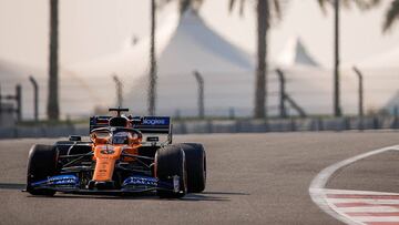 Carlos Sainz (McLaren MCL34), en el test de Abu Dhabi.