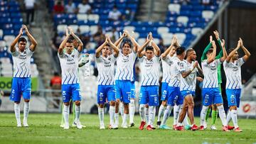 Jugadores de Monterrey durante el partido contra Pachuca