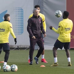 Setién o cómo sobrevivir con 17 jugadores