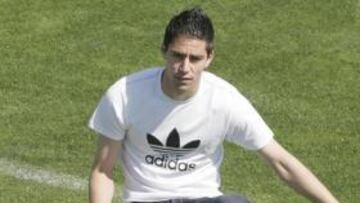 Los canteranos Juanfran y Mateos entran en la convocatoria del Real Madrid