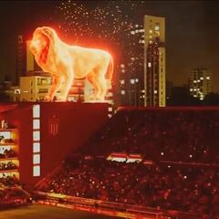 El espectacular león de fuego en la fiesta de Estudiantes