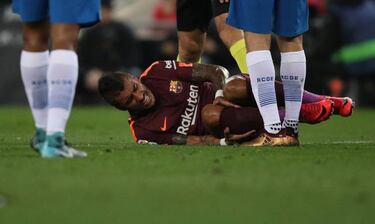 Barcelona fear Paulinho could have fractured his foot