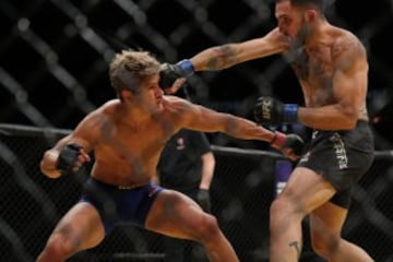 Los golpes más brutales en los combates de la UFC