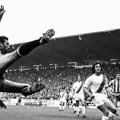 Leyenda eterna: los mejores goles de Quini con el Sporting