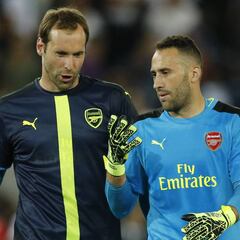 Petr Cech envía mensaje a Ospina tras su paso definitivo a Napoli