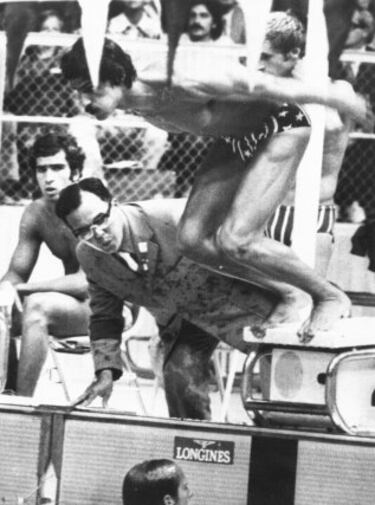 Récords mundiales en los JJOO de Múnich 1972: 100 m estilo libre: 51.22, 200 m estilo libre: 1:52.78, 100 m estilo mariposa: 54.27 y 200 m estilo mariposa: 2:00.70.  
 