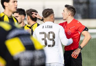 Álvaro Leiva, expulsado con el Castilla y héroe en el C, 22 horas después: la norma que lo permite