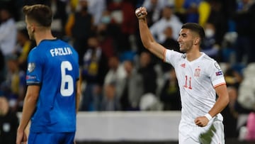 Ferran Torres celebra un gol anotado con la Selección Española ante Kosovo.