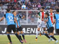 Futbol, Palestino vs Huachipato
Fecha 30, Liga de primera 2025.
El jugador de Palestino Jason Leon es fotografiado durante un partido de la liga de primera contra Huachipato disputado en el estadio Municipal de La Cisterna de Santiago, Chile.
05/12/2025
Jonnathan Oyarzun/Photosport
Football, Palestino vs Huachipato
30th turn, 2025 First division league.
Palestino’s player Jason Leon is pictured during first division league match against Huachipato at the Municipal de La Cisterna stadium in Santiago, Chile.
05/12/2025
Jonnathan Oyarzun/Photosport