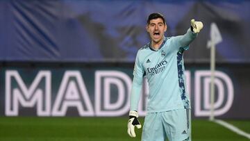Courtois, durante un partido del Real Madrid.