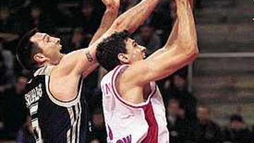 EN PROGRESIÓN. Struelens vive un momento dulce y ayer pudo con Mirsad Turckan, la estrella del CSKA.