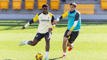 Logan Costa y Gerard Moreno.