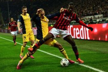 Mario Balotelli y Miranda.