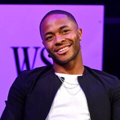 Sterling pide que los insultos racistas se castiguen con puntos