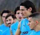 "Cavani cobraba 16M€ y viajaba en autobús regional"